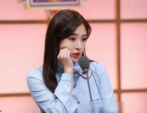 知乎爆料张含韵视频,揭秘明星背后的真实生活